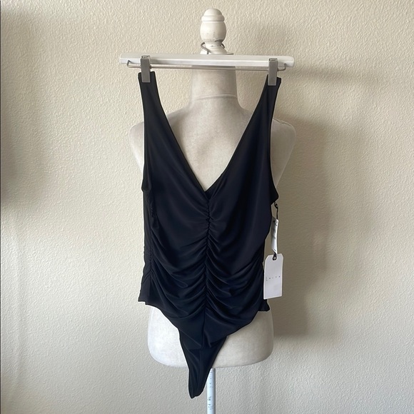 LEITH Ruched V-neck‎ Sleeveless Thong Bodysuit In Black M - Picture 2 of 8
